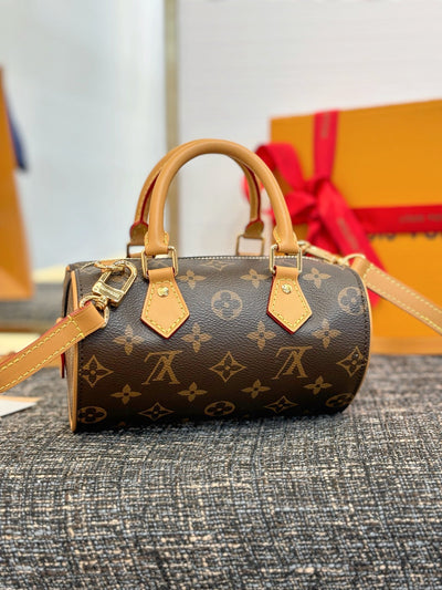 lv nano speedy monogram handbag - image 2