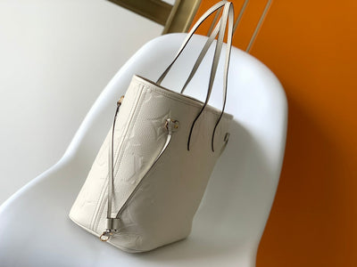lv neverfull mm white monogram empreinte leather - image 4