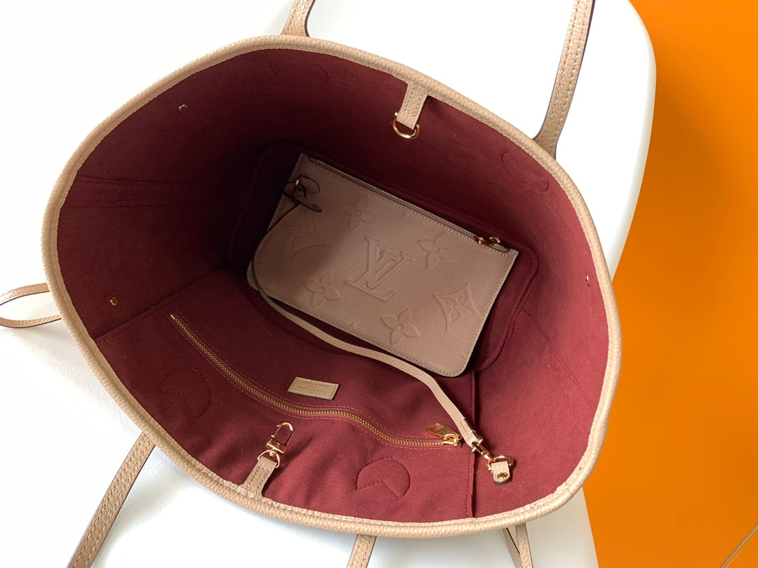 lv neverfull mm 32 beige monogram empreinte leather - image 4