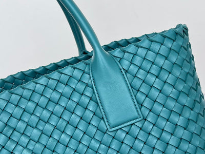 SMALL CABAT 32 IN TEAL BLUE LAMBSKIN - Image 11