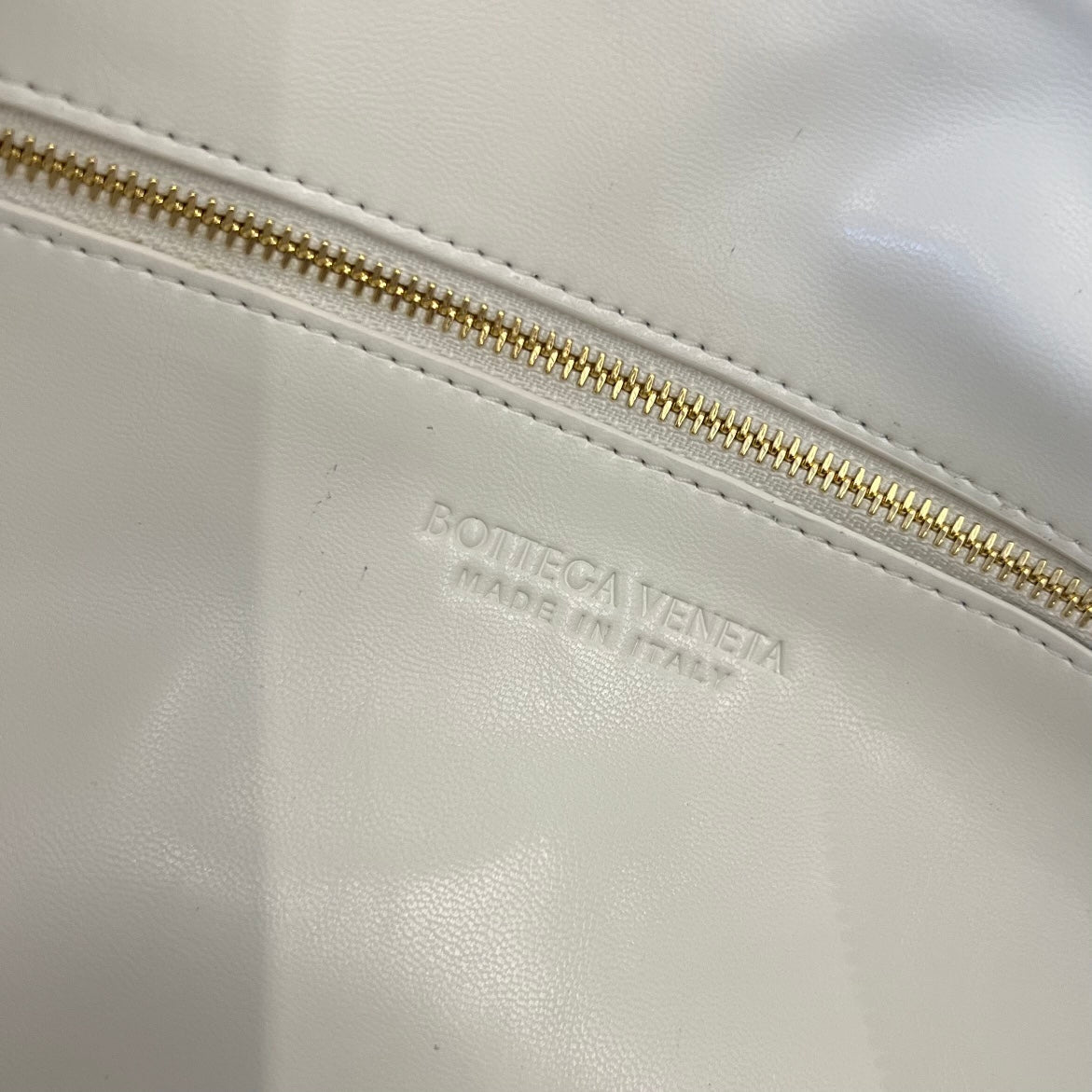 SMALL JODIE 48 WHITE CALFSKIN - Image 9