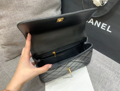 SMALL FLAP BAG 24CM TOP HANDLE BLACK LAMBSKIN GOLD HARDWARE - Image 6