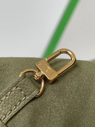 lv neverfull mm khaki cream monogram empreinte leather - image 6
