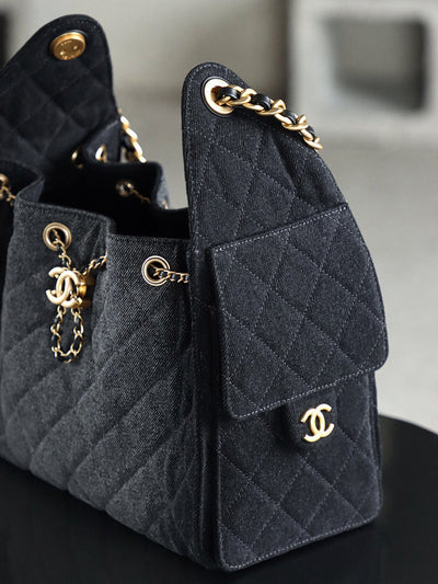 CC 25 HANDBAG IN BLACK 25 WASHED DENIM GOLD HARDWARE