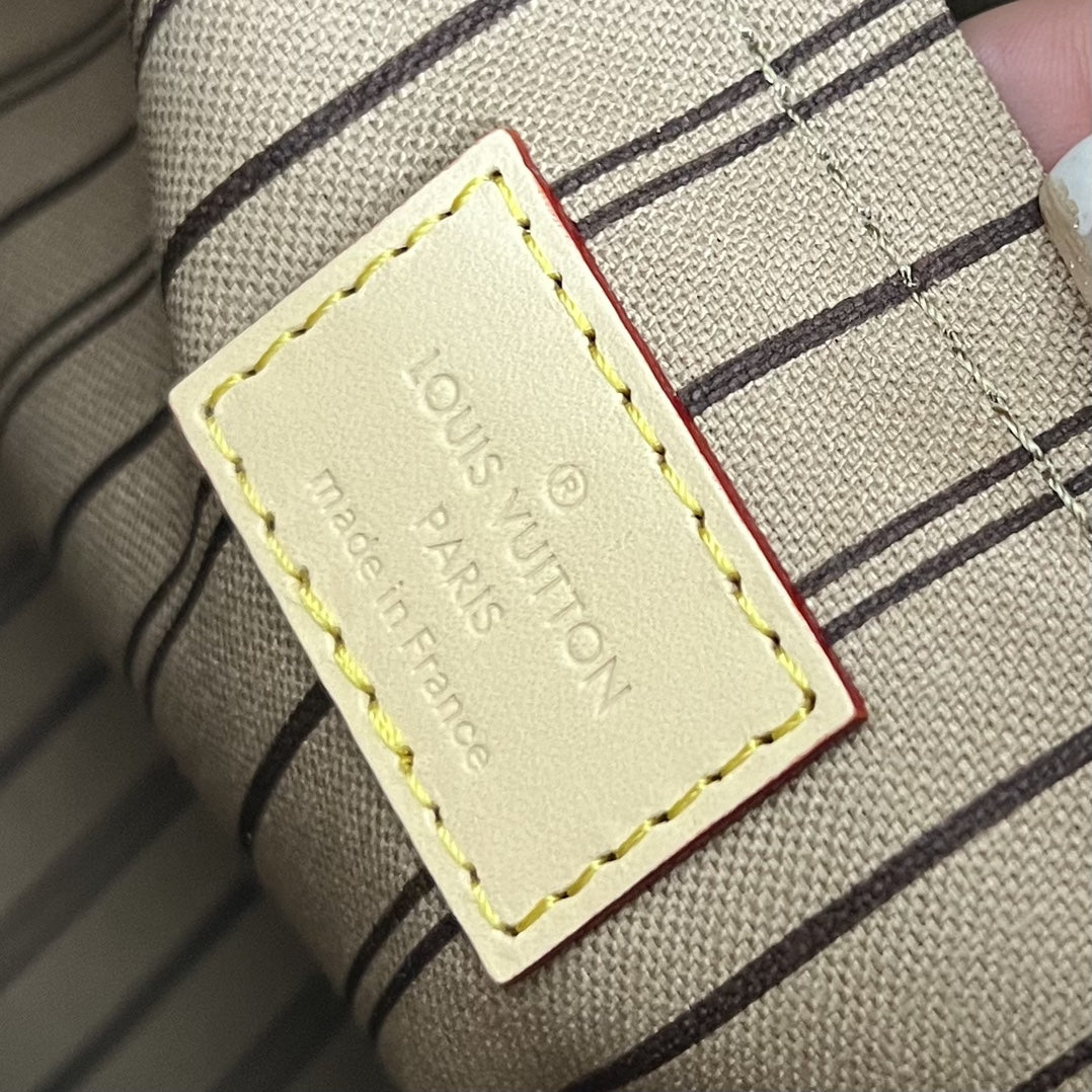 lv monogram signature shoulder bag - image 4