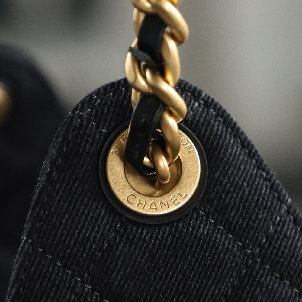 CC 25 HANDBAG IN BLACK 25 WASHED DENIM GOLD HARDWARE
