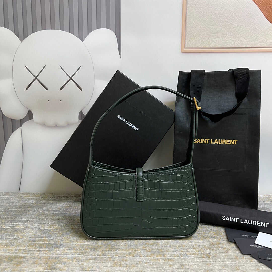 saint laurent le 5 à 7 green crocodile-effect leather shoulder bag in dark green - image 4