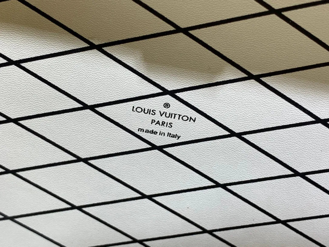Lou*s Vuitt*n lv petite malle lv monogram pattern like auth handbags 24x16x13cm - image 4