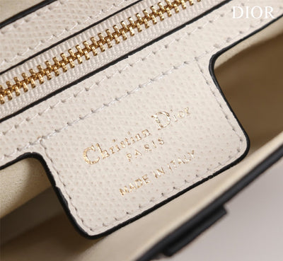 Di*r saddle 11 handbags white color with lock yellow gold 25x20x6.5cm - image 8