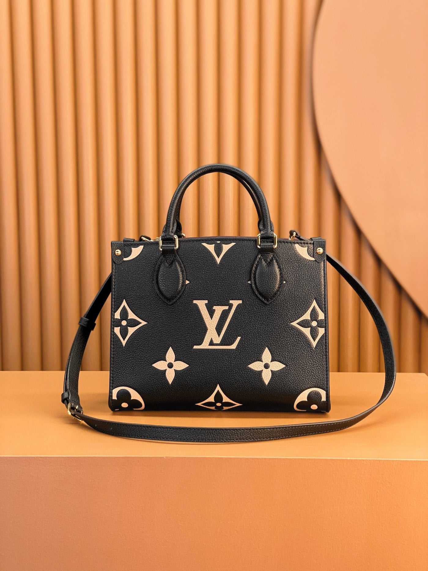 Lou*s Vuitt*n lv on the go pm tote bag like auth handbags woman’s 25cm - image 2