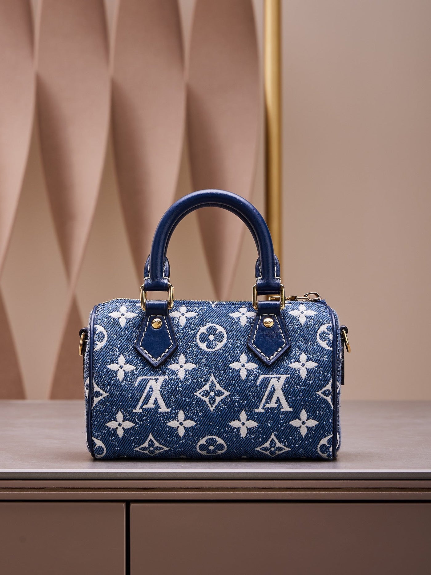 Lou*s Vuitt*n lv speedy monogram demin woman’s like auth handbags 16x10x7.5cm - image 2