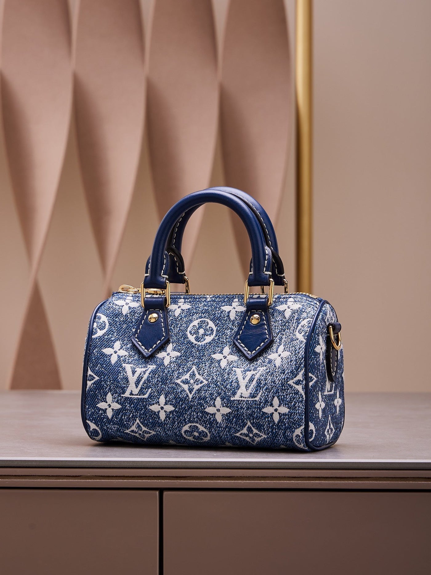Lou*s Vuitt*n lv speedy monogram demin woman’s like auth handbags 16x10x7.5cm - image 3