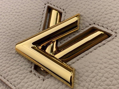 Lou*s Vuitt*n lv twist handle like auth lock gold handbags 17x25x11cm - image 7