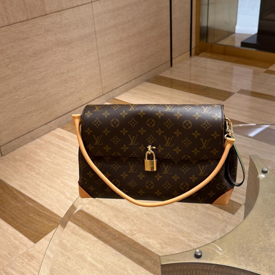 lv hide away mm monogram canvas - main image