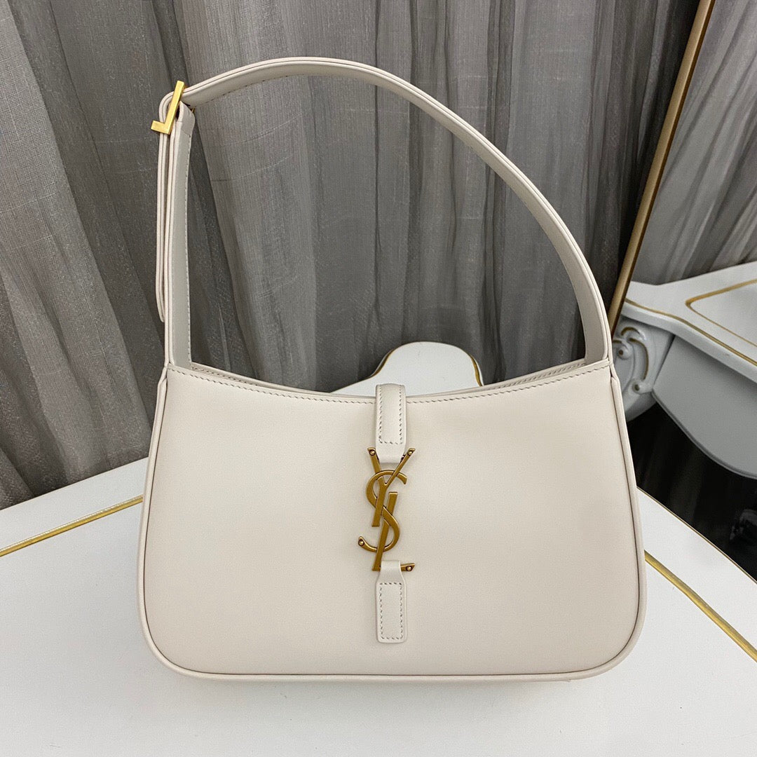 saint laurent  le 5 a 7 mini hobo bag – white - main image