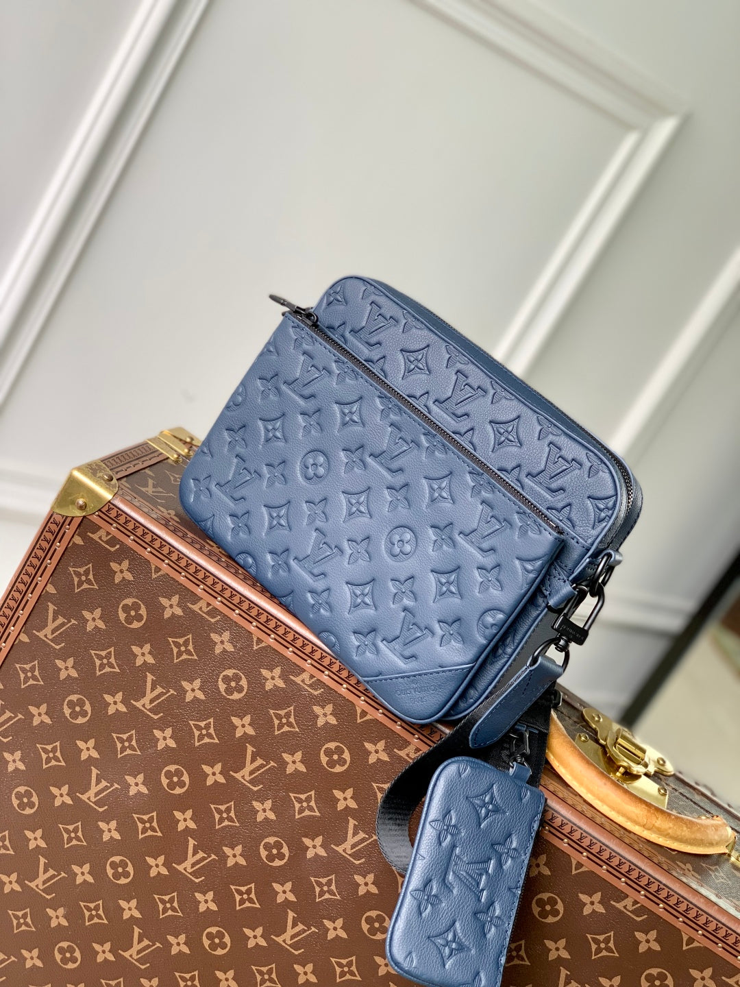 lv trio messenger 25 in blue monogram shadow calfskin - image 5