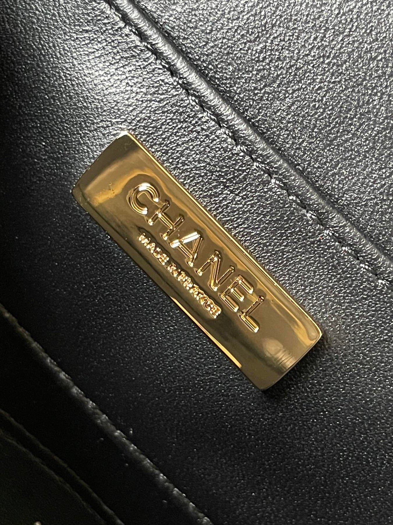 CC 16 CAMERA BAG IN BLACK CALFSKIN AND GOLD PLATED METAL - Image 8