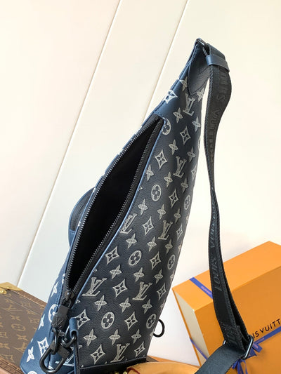 lv duo crossbag bag 42 in blue and white monogram shadow cowhide - image 8