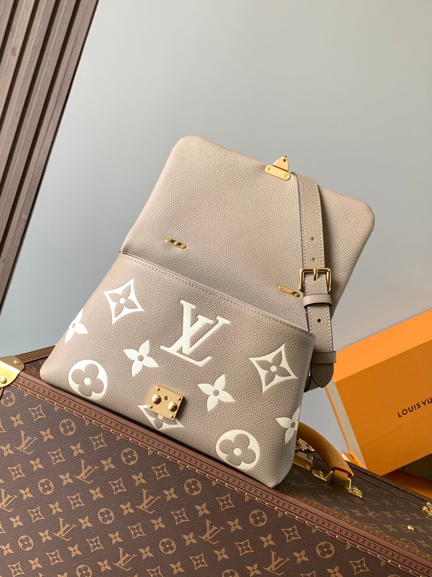 lv madeleine 30 in beige monogram calfskin embossed logo - image 6