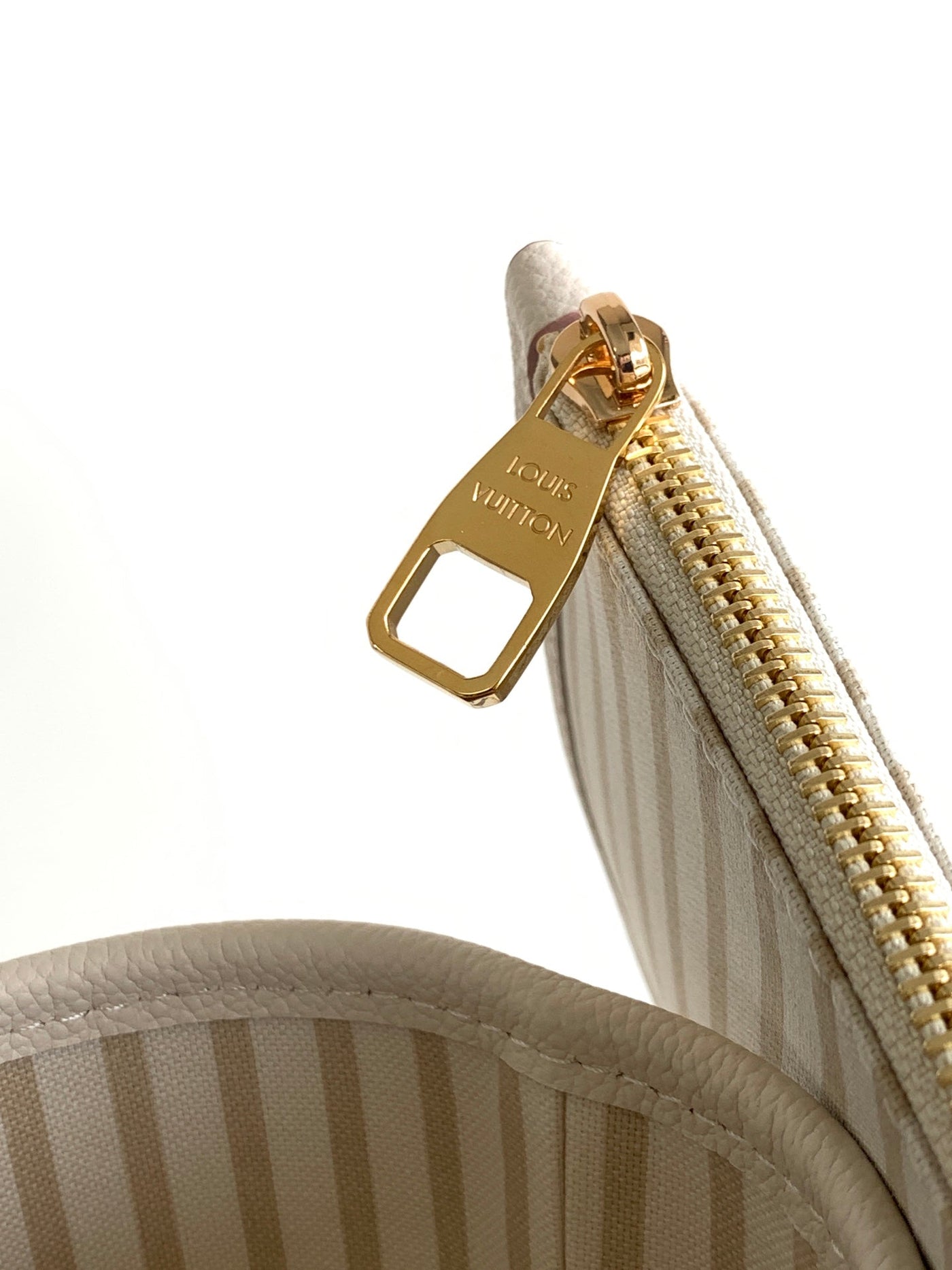 lv neverfull mm tote bag 32 in white mix pink calfskin - image 4