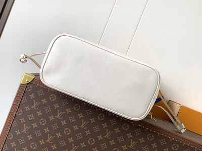 lv neverfull mm tote bag 32 in white mix pink calfskin - image 6