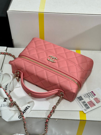 VANITY CASE 19 IN CONTESSA PINK CALFSKIN GOLD-TONE METALLIC - Image 2