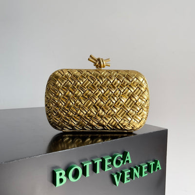 CLASSIC KNOT 20 IN GOLDEN LAMBSKIN - Main Image