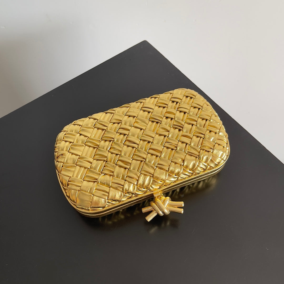 CLASSIC KNOT 20 IN GOLDEN LAMBSKIN - Image 5
