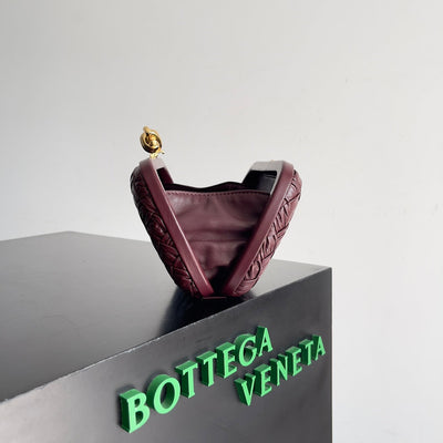 CLASSIC KNOT 20 IN PLUM PURPLE LAMBSKIN - Image 5