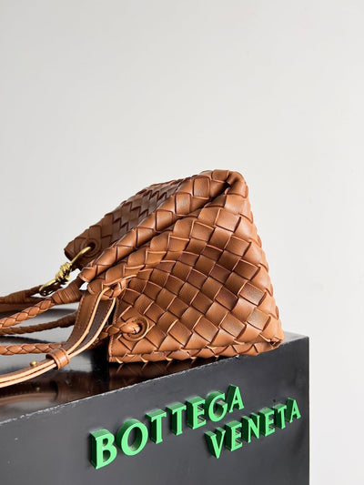 BV Small Parachute 21 Tan Lambskin Ghw - Image 7