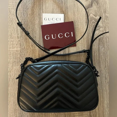 Guc*i gg marmont matelassé mini camera bag in black - image 2